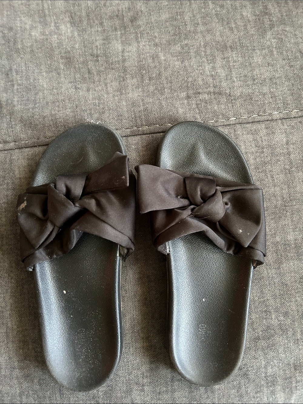 Mossimo Supply Co. Black Knot Slide Sandals